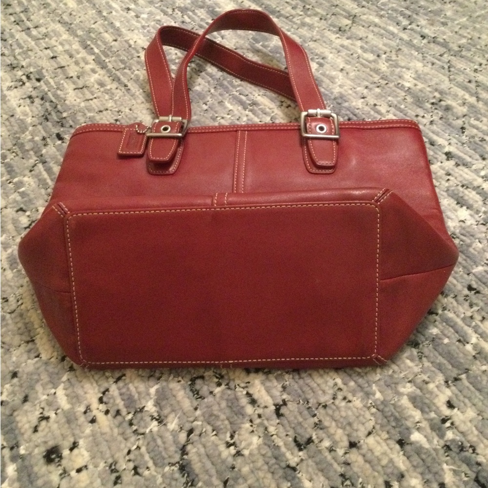Vintage Coach red leather shoulder bag - Picture 7 of 8